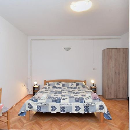 Rooms Veli Vrh 2208 PUY 외부 사진